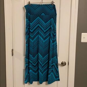 Mossimo maxi skirt